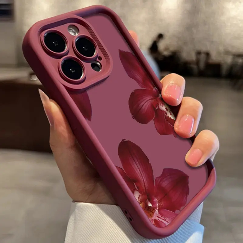 Etui na telefon z motywem kwia – Wine & Beer Emporium recenzja i cena